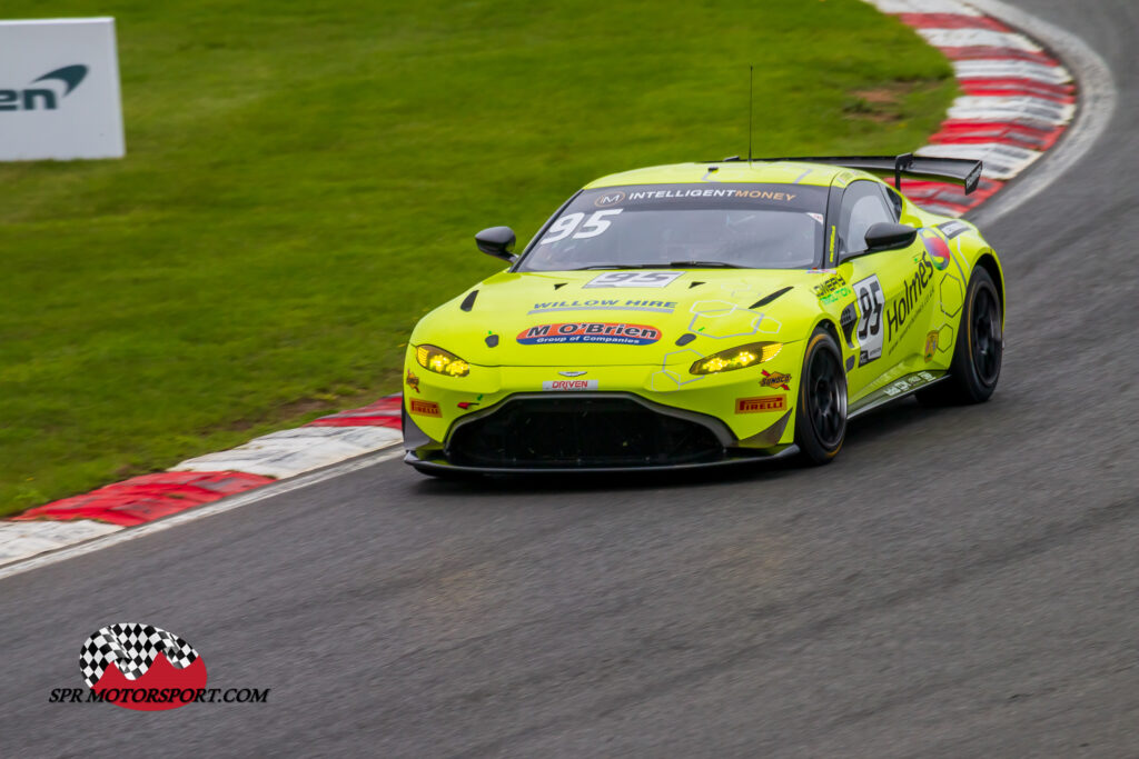 TF Sport, Aston Martin Vantage AMR GT4.