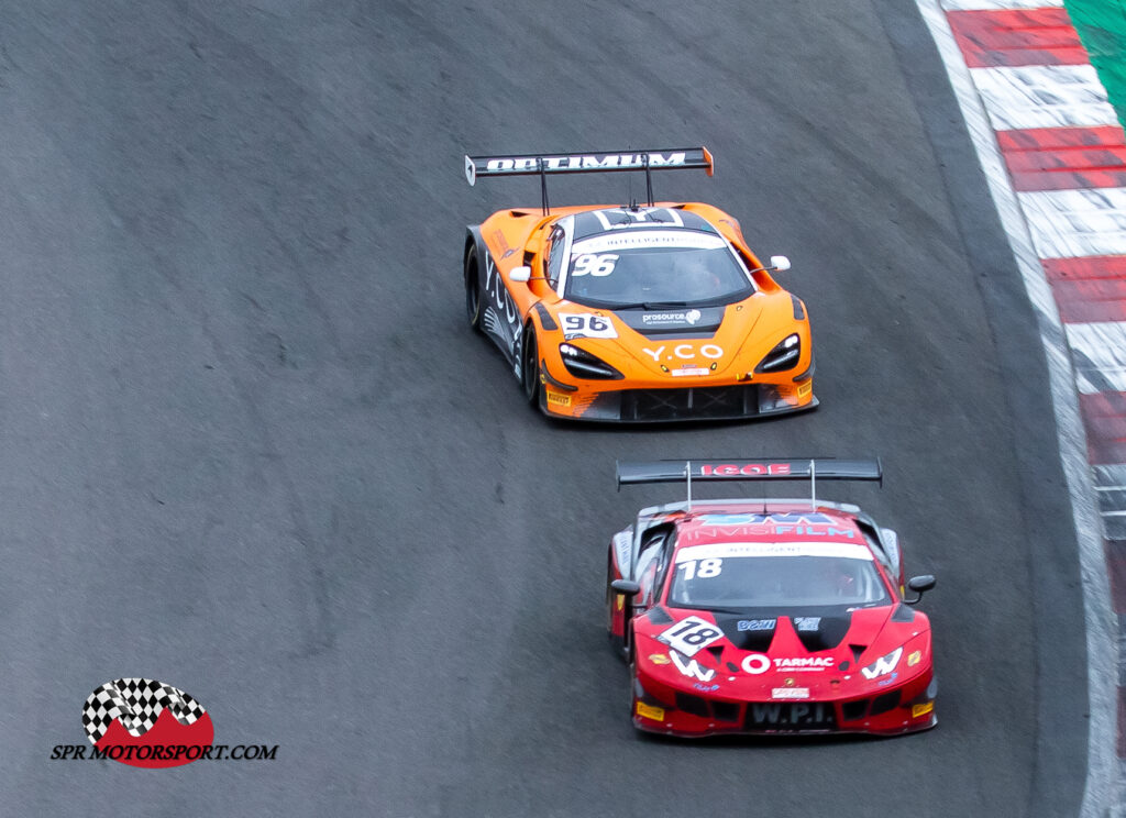 WPI Motorsport, Lamborghini Huracan GT3 Evo (18) / Optimum Motorsport, McLaren 720S GT3 (96).