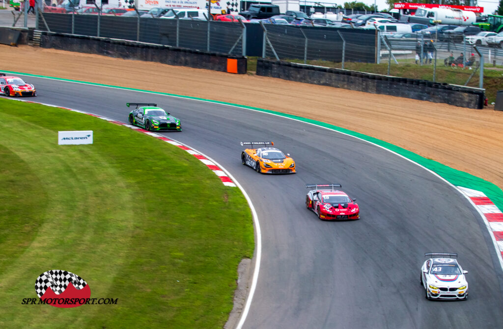 Century Motorsport, BMW M4 GT4 (43) / WPI Motorsport, Lamborghini Huracan GT3 Evo (18) / Optimum Motorsport, McLaren 720S GT3 (96) / Team ABBA Racing, Mercedes-AMG GT3 (8).