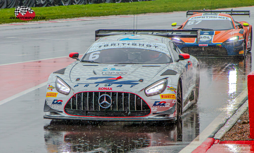 2 Seas Motorsport, Mercedes-AMG GT3 Evo.