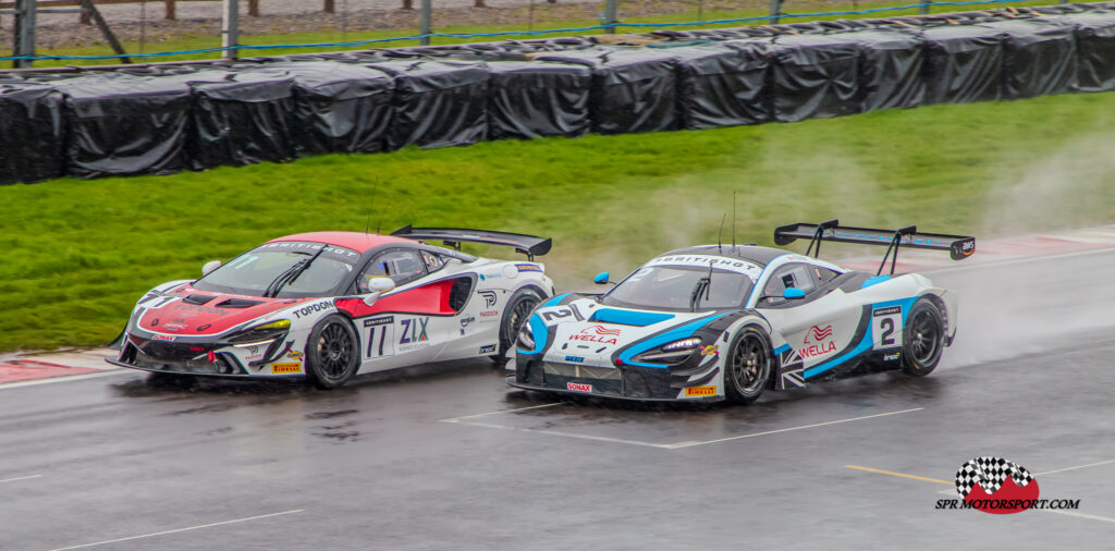 Team RJN, McLaren 720S GT3 Evo (2) / Paddock Motorsport, McLaren Artura GT4 (2).