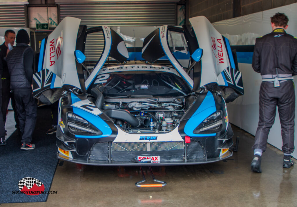 Team RJN, McLaren 720S GT3 Evo.