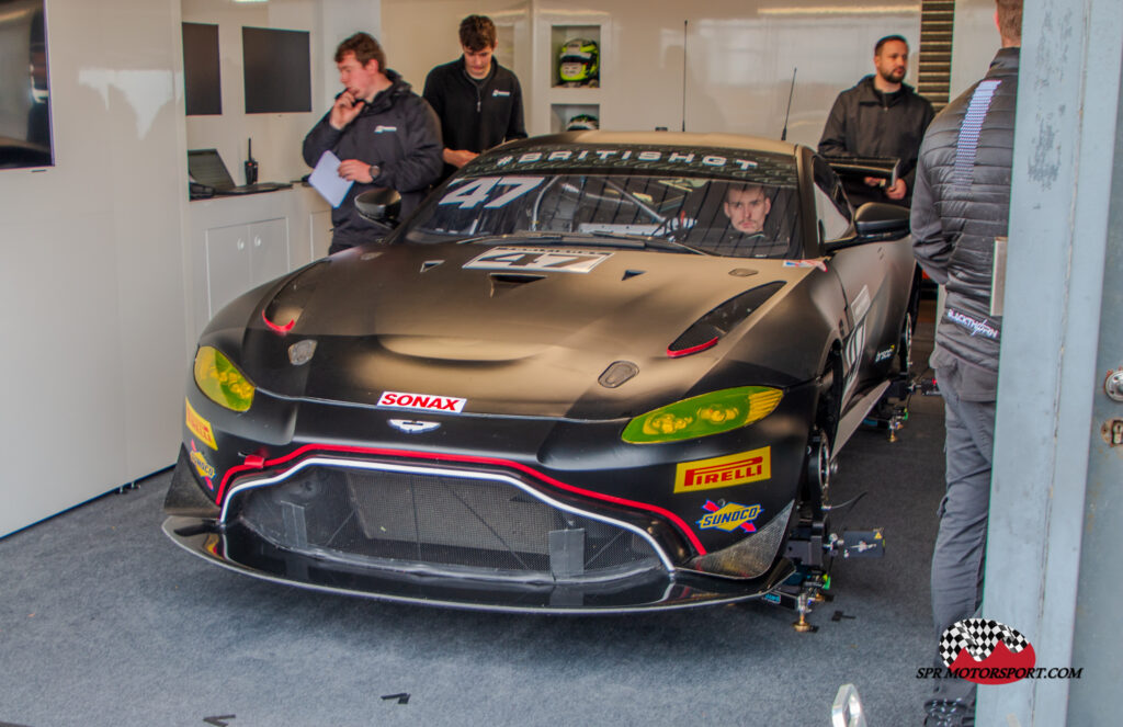 Forsetti Motorsport, Aston Martin Vantage GT4.