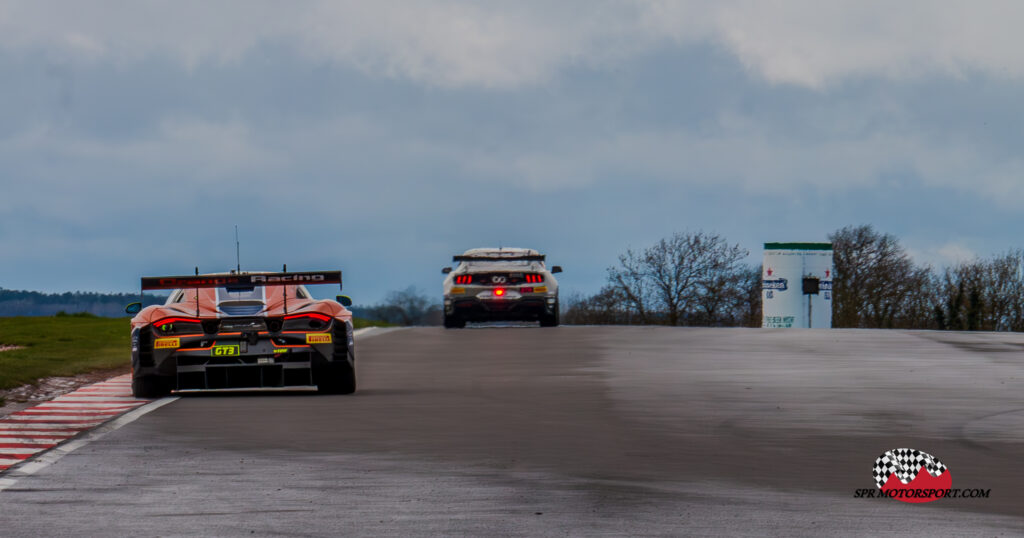 Academy Motorsport, Ford Mustang GT4 2024 / Orange Racing by JMH, McLaren 720S GT3 Evo.