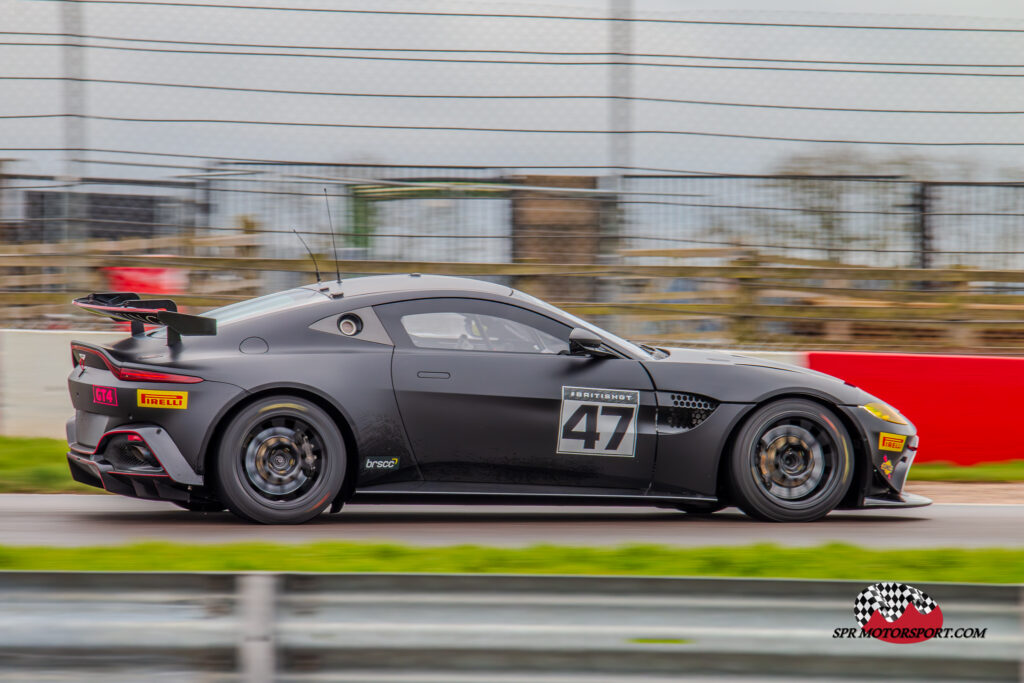 Forsetti Motorsport, Aston Martin Vantage GT4.