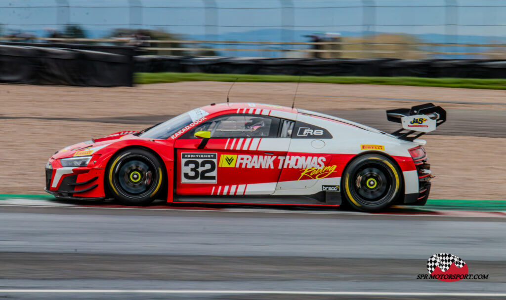 J and S Racing, Audi R8 LMS GT3 Evo II.