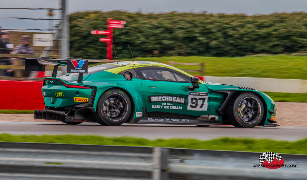 Beechdean AMR, Aston Martin Vantage AMR GT3 Evo.