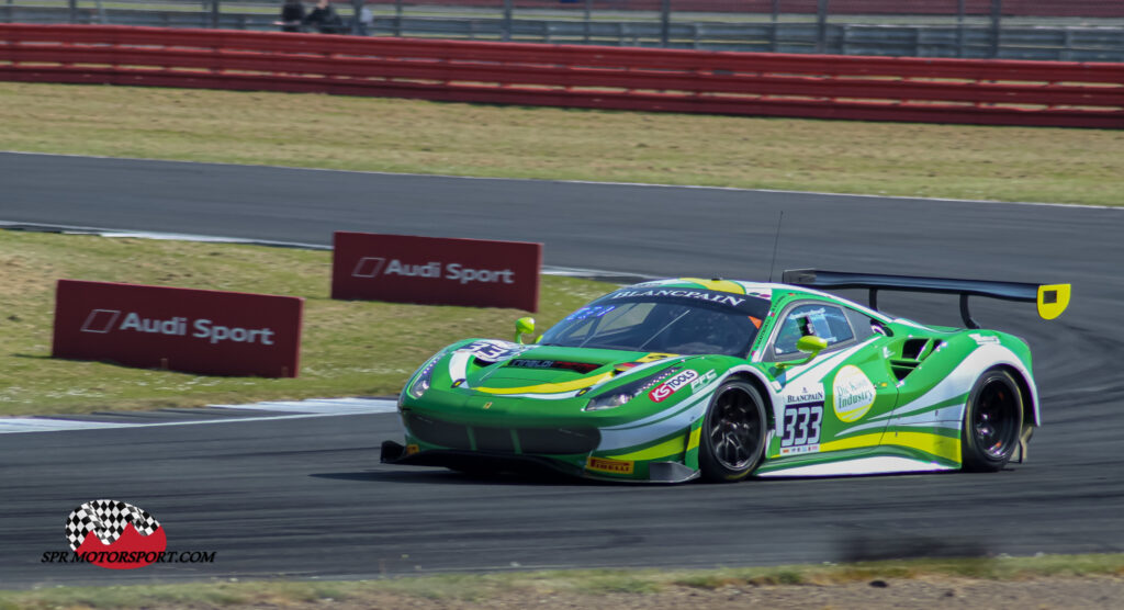 Rinaldi Racing, Ferrari 488 GT3.