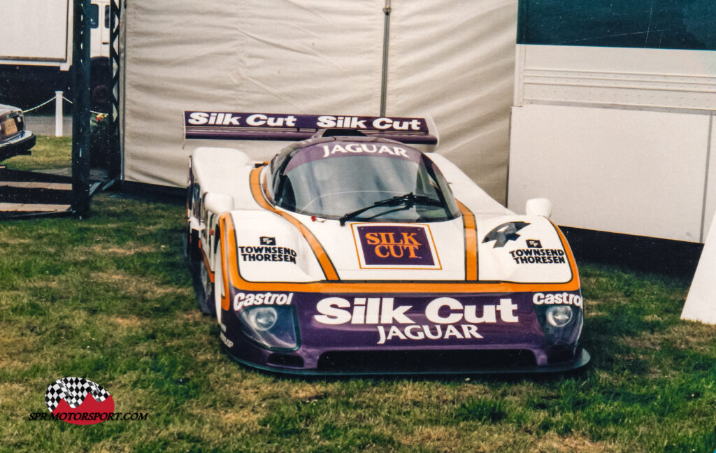 TWR, Silk Cut Jaguar XJR-6. (XJR-6 painted in XJR-8 livery).