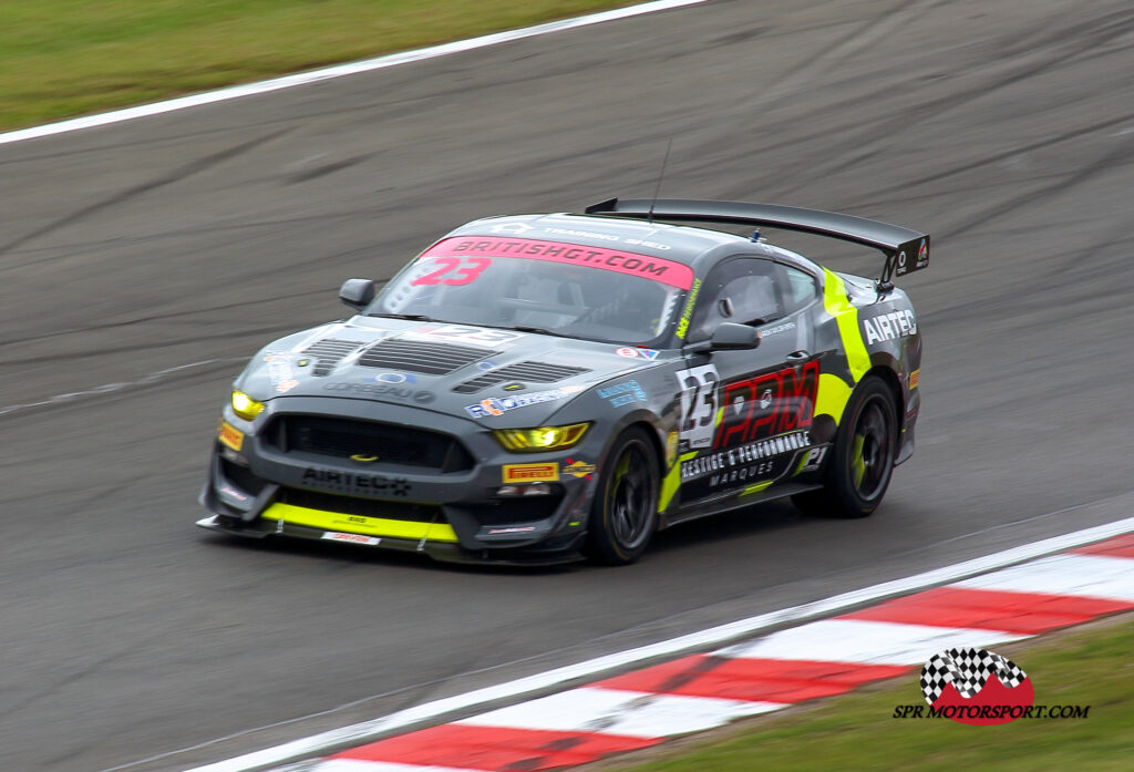 Race Performance, Ford Mustang GT4.