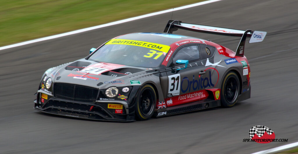 JRM Racing, Bentley Continental GT3.