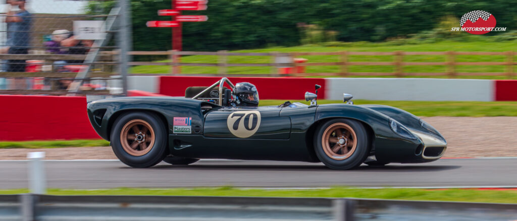 Lola T70 MK2 Spyder.