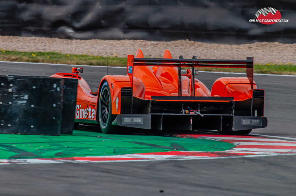 Ginetta-Zytek 09S.