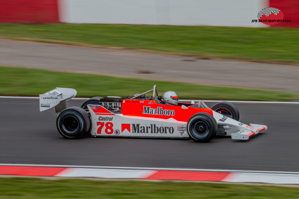 McLaren M29.