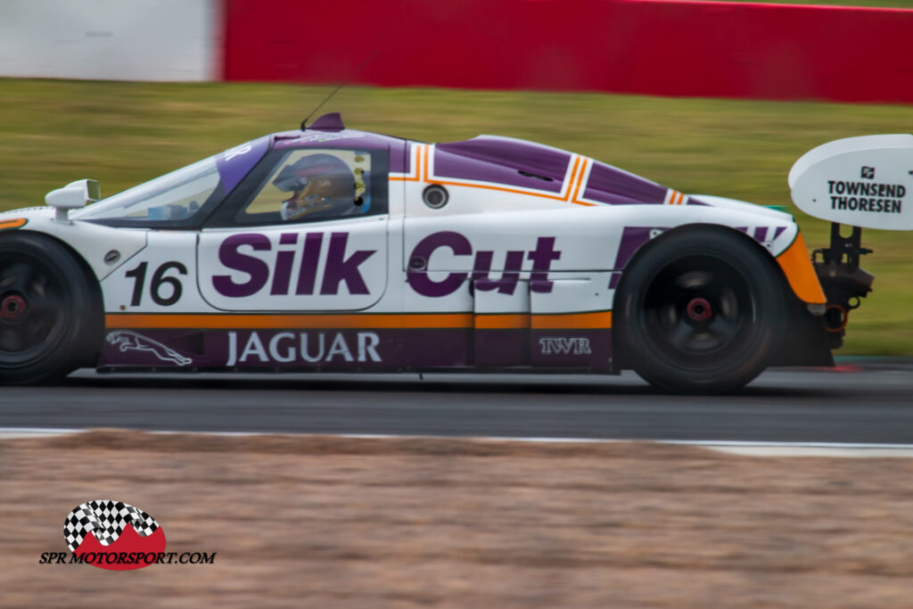 TWR, Silk Cut Jaguar XJR-8.