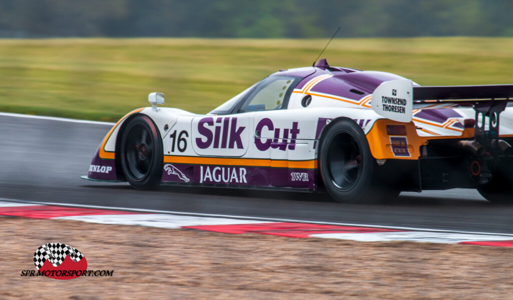 TWR, Silk Cut Jaguar XJR-8.