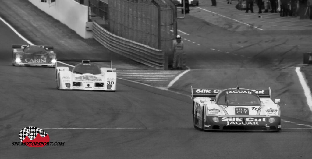 TWR, Silk Cut Jaguar XJR-8 (16) / Euro Racing,  Lola T92/10 (30) / Richard Lloyd Racing, Porsche 962C (14).