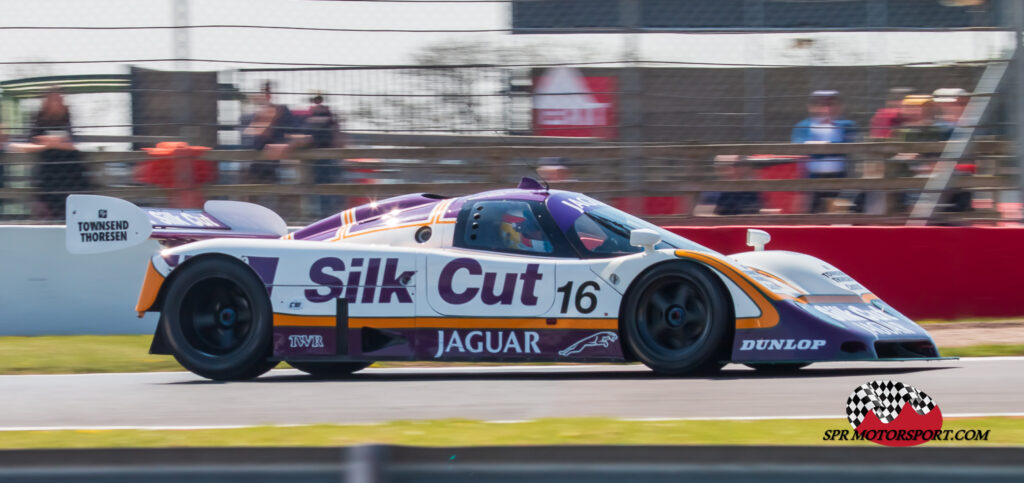 TWR, Silk Cut Jaguar XJR-8.