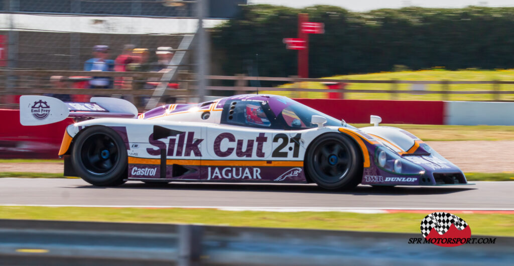 TWR, Silk Cut Jaguar XJR-9.