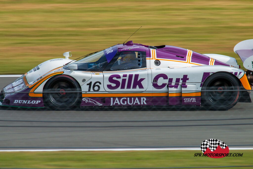 TWR, Silk Cut Jaguar XJR-8.