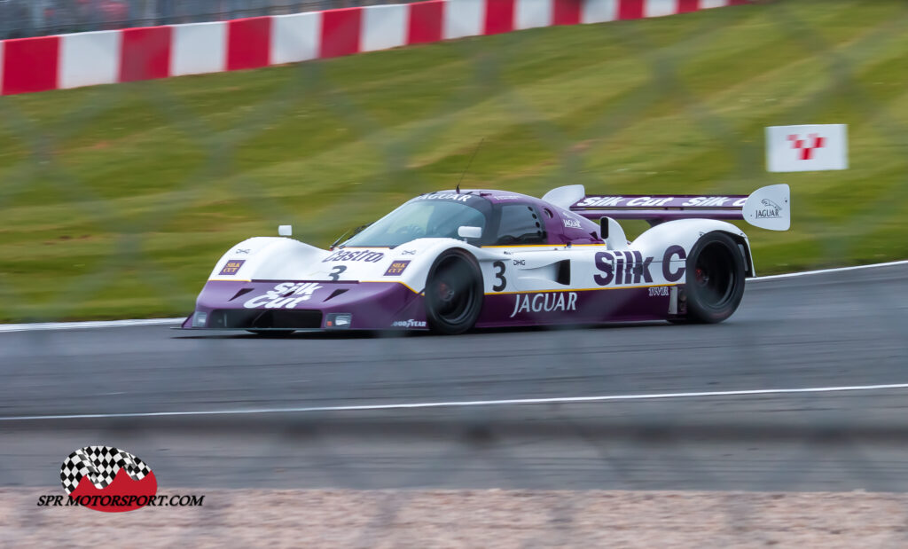 TWR, Silk Cut Jaguar XJR-11.