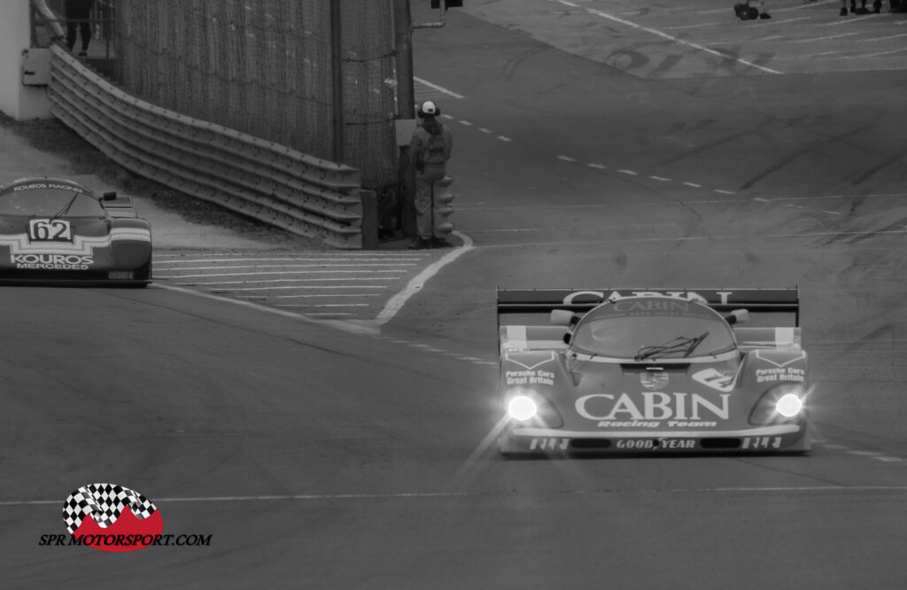 Richard Lloyd Racing, Porsche 962C (14) / Kouros Racing, Sauber Mercedes C8 (62).