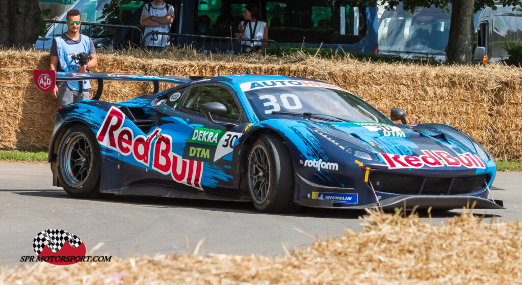 Ferrari 488 DTM.