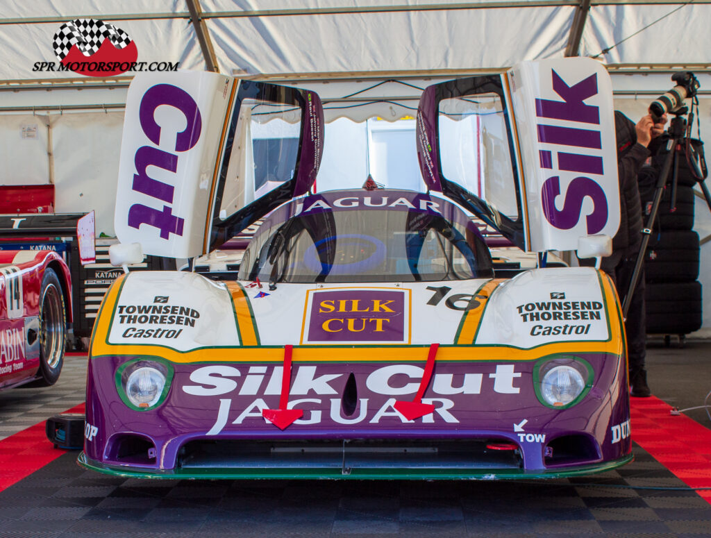 TWR, Silk Cut Jaguar XJR-8.