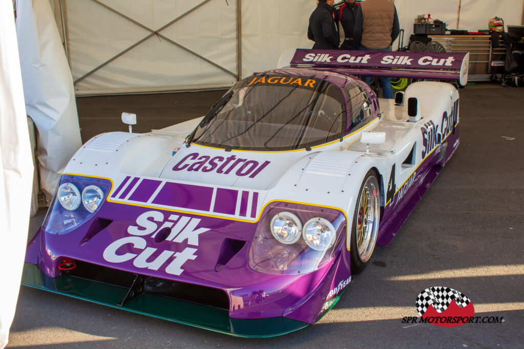 TWR, Silk Cut Jaguar XJR-11.