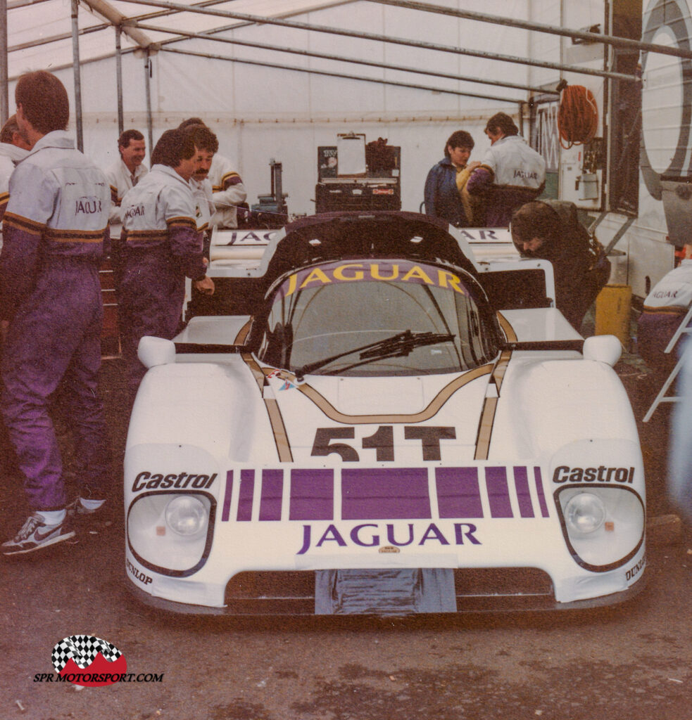 TWR, Silk Cut Jaguar XJR-6.