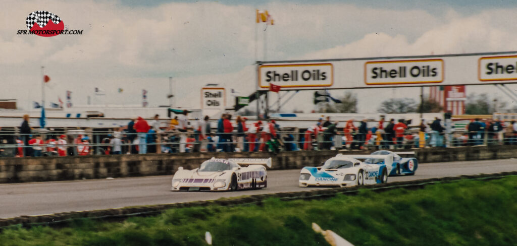 TWR, Silk Cut Jaguar XJR-6 (51) / Danone Porsche Espana with John Fitzpatrick Racing, Porsche 956 (33).