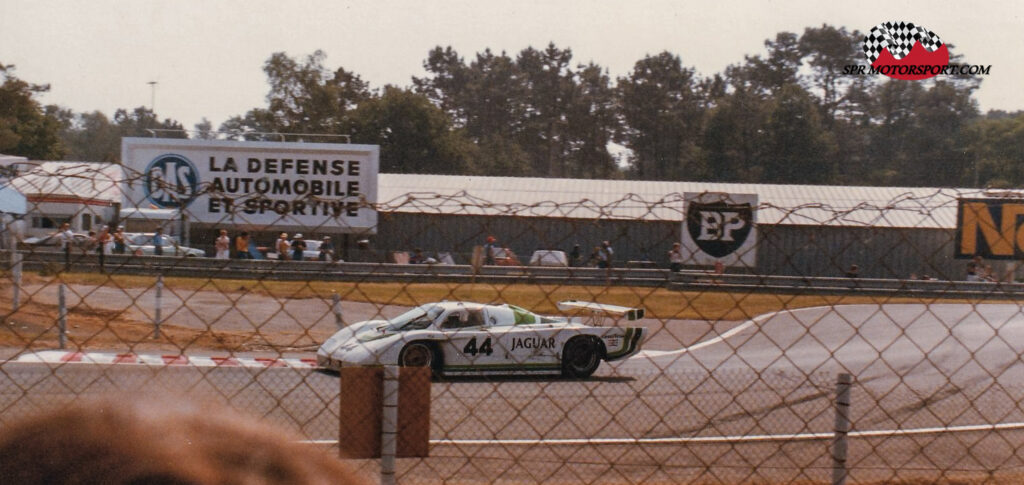 Group 44, Jaguar XJR-5.