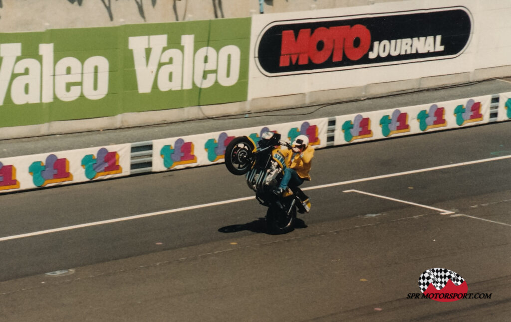 Le Mans 24 Hours, 1985. Six Cylinder Kawasaki Stunt Bike.