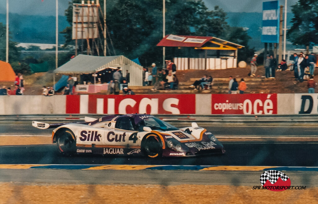 TWR, Silk Cut Jaguar XJR-8.