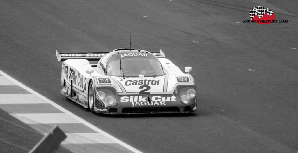 1988, TWR, Silk Cut Jaguar XJR-9 LM.