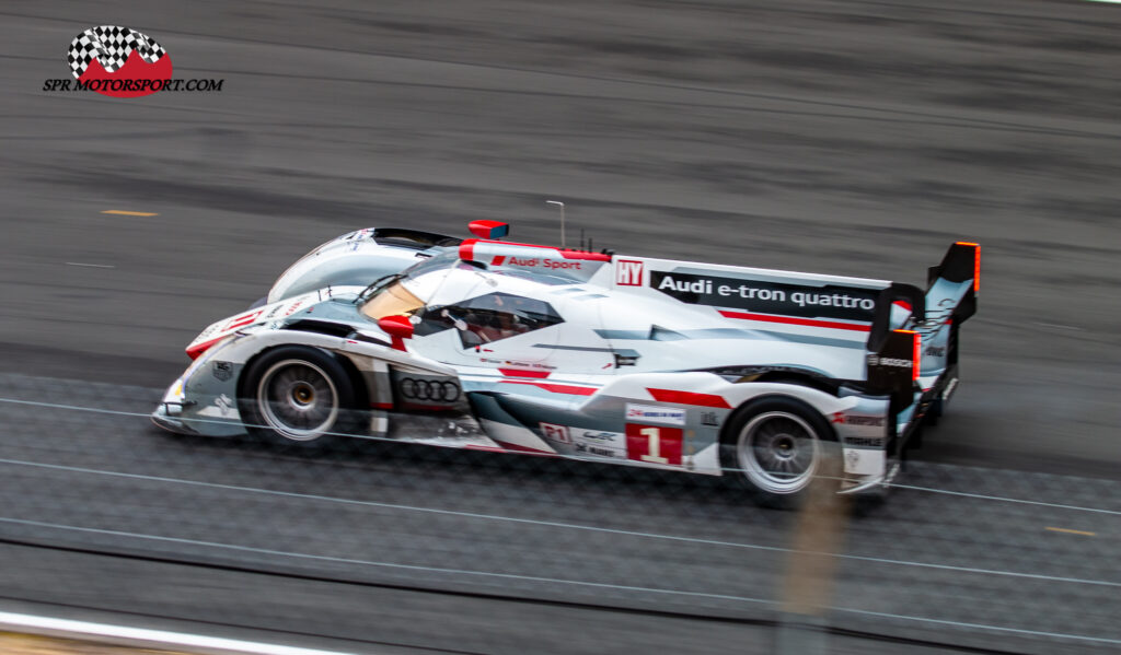 2012, Audi Sport Team Joest, Audi R18 E-Tron Quattro.