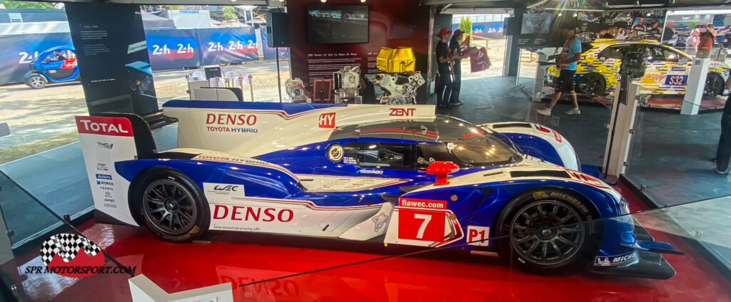 Toyota TS030-Hybrid.