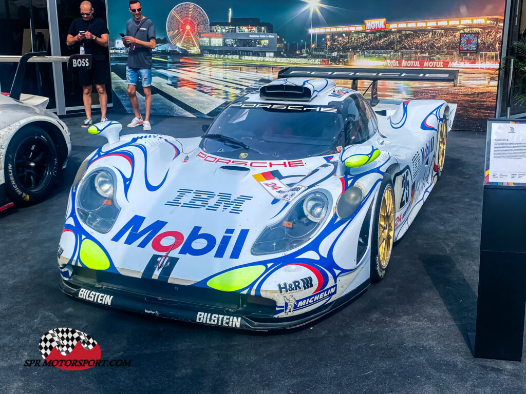 Porsche 911 GT1 98.