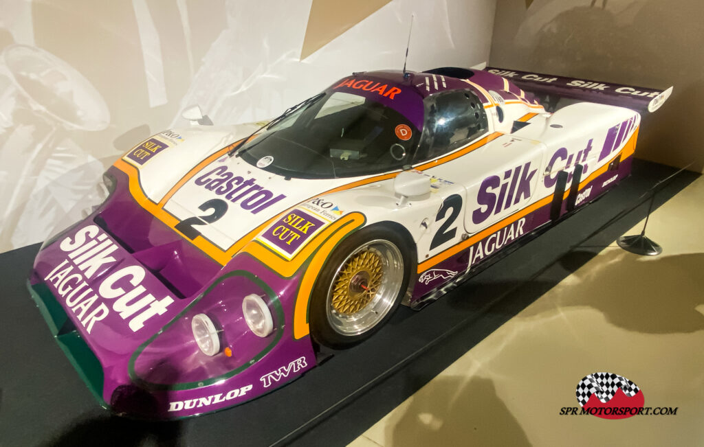 TWR, Silk Cut Jaguar XJR-9 LM.