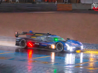 Cadillac Racing, Cadillac V-Series R.