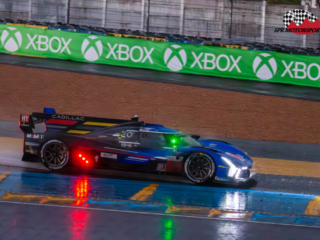 Cadillac Racing, Cadillac V-Series R.