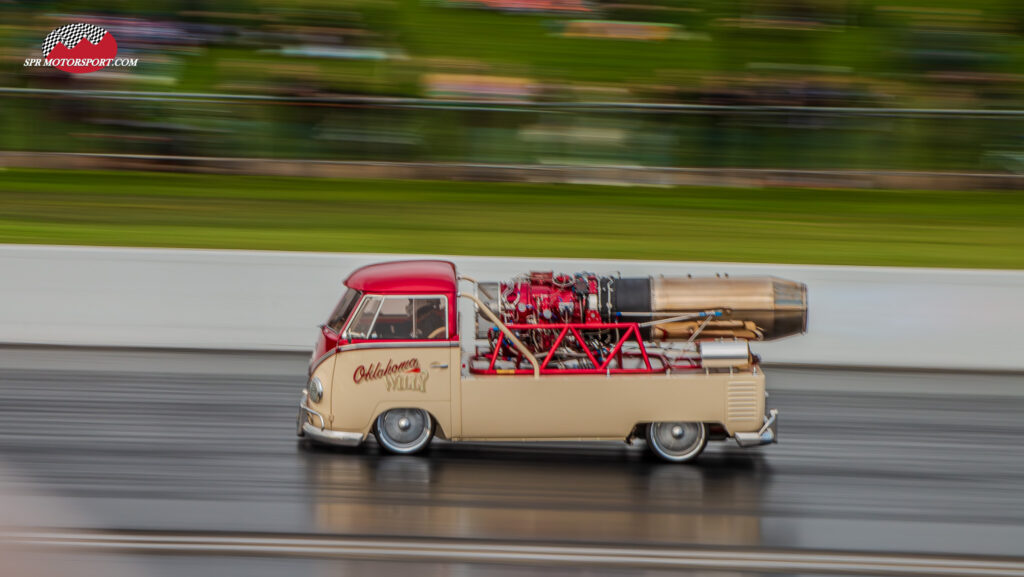 Oklahoma Willy VW Jet Van.