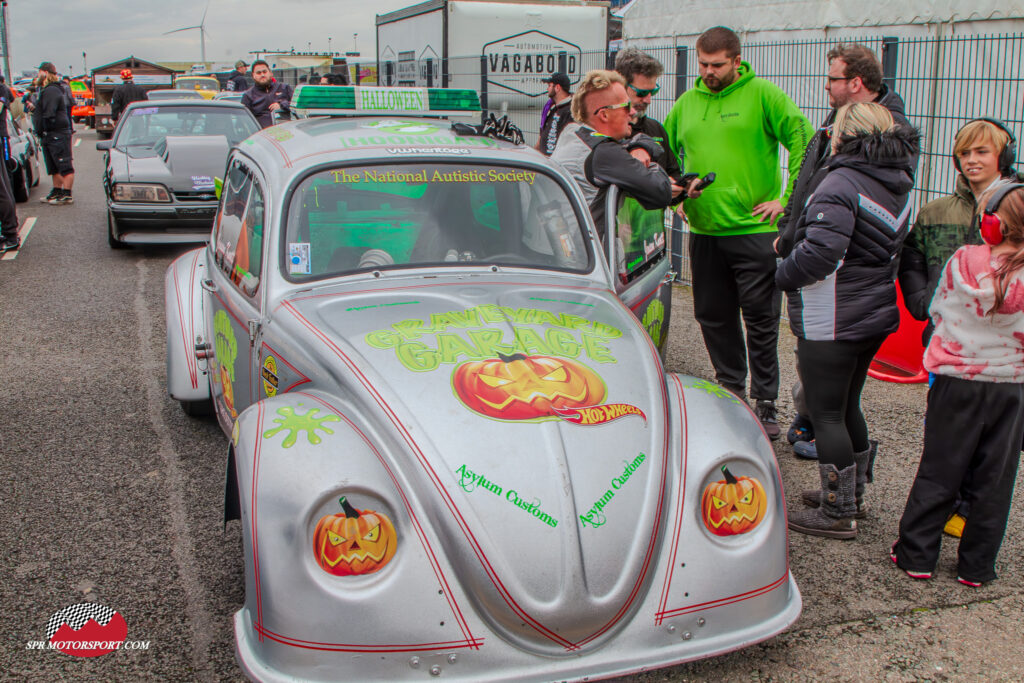 Graveyard Garage VW Beetle.