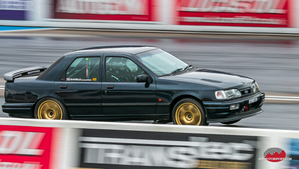 Ford Sierra Saphire Cosworth.