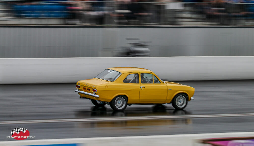 Mk2 Ford Escort.