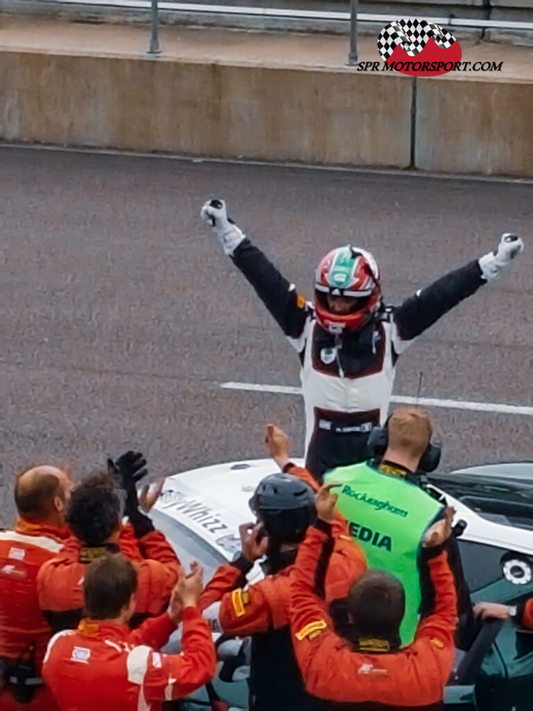 Matt Griffin, Spirit Of Race, Ferrari 488 GT3, #21.