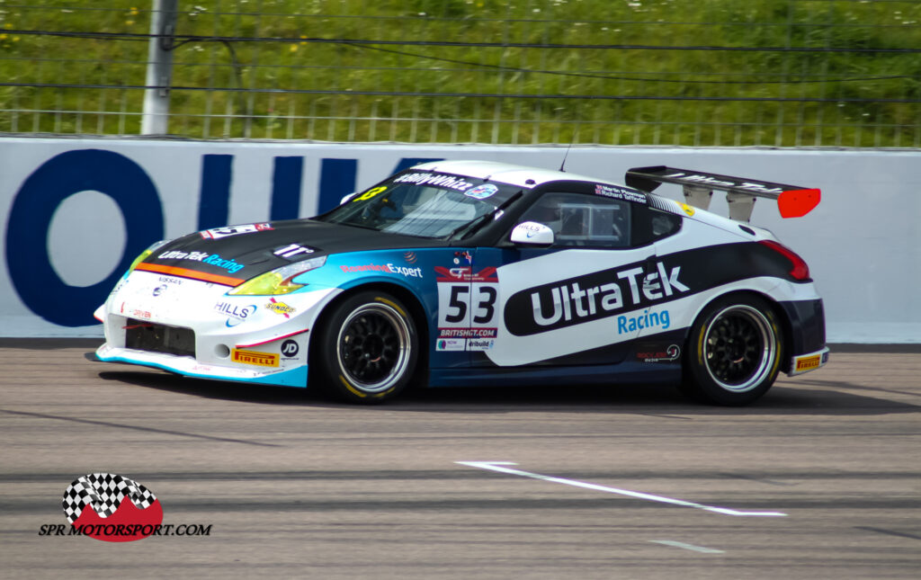 UltraTek Racing Team RJN, Nissan 370Z GT4.