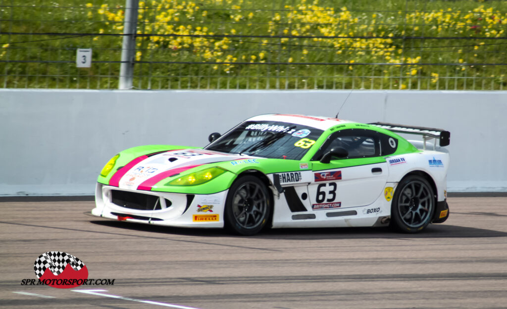 Autoaid/RCIB Insurance Racing, Ginetta G55 GT4.