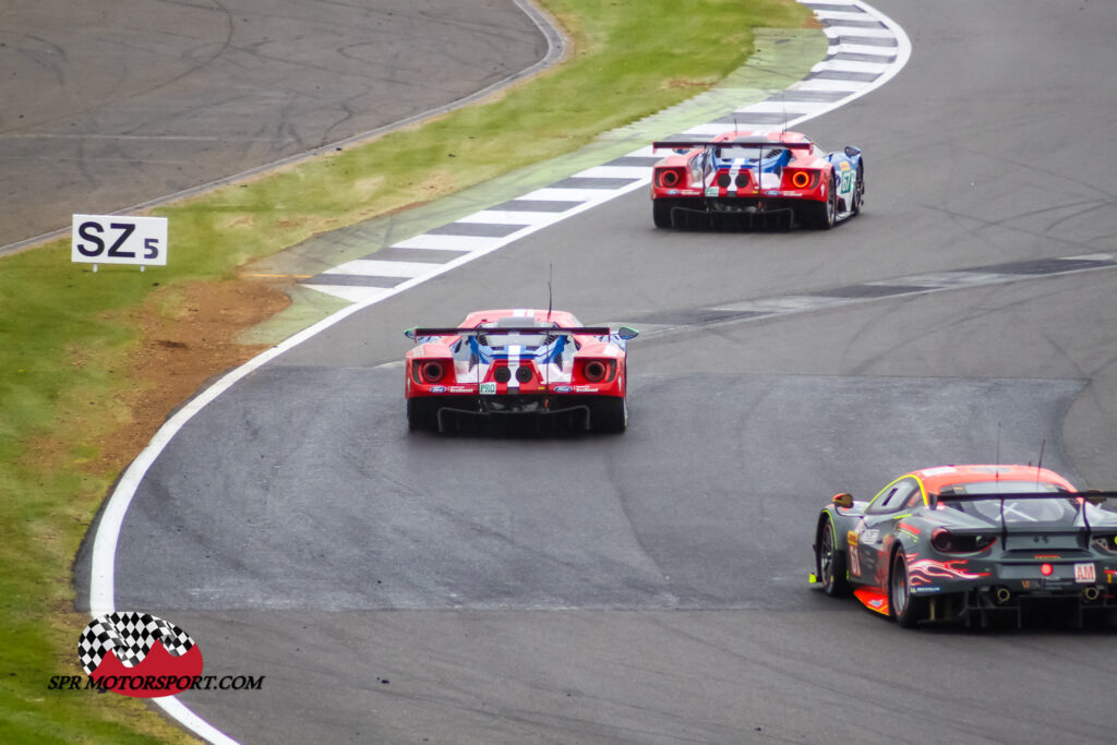 Ford Chip Ganassi Team UK, Ford GT (66 and 67) / Clearwater Racing, Ferrari 488 GTE (61).