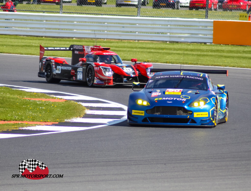 TF Sport, Aston Martin V8 Vantage GTE (90) / Panis Barthez Competition, Ligier JS P217 Gibson (23).